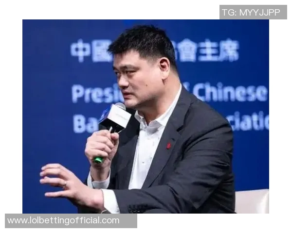 姚明身材是否偏胖的真相揭秘与篮球运动员体型的探讨