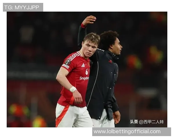 欧冠震撼战役波尔图大胜曼联争议判罚引发全场热议