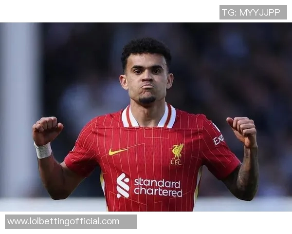 欧联杯激战：拜仁与利物浦战成平局红牌争议引发全场热议