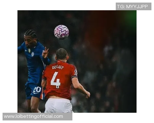 英超激情对决利物浦逆转战胜AC米兰全场沸腾